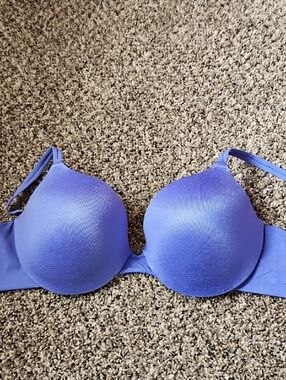 Seamless Molded T-Shirt Bra in Periwinkle Blue